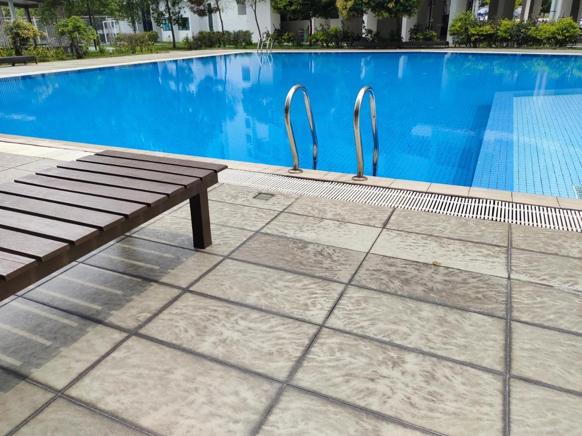 De Cozy Corner Suria Rafflesia Setia Alam Apartamento Shah Alam Exterior foto